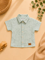 Conjunto Folhagens - detalhe camisa